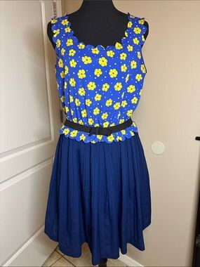 ISANI Blue & Yellow Floral Scallop Dress
